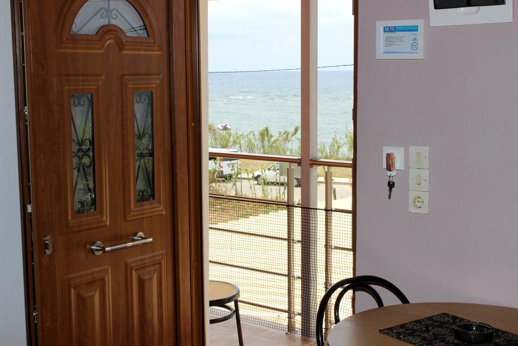 דירות אגיוס גיורגיוס Seaview מראה חיצוני תמונה
